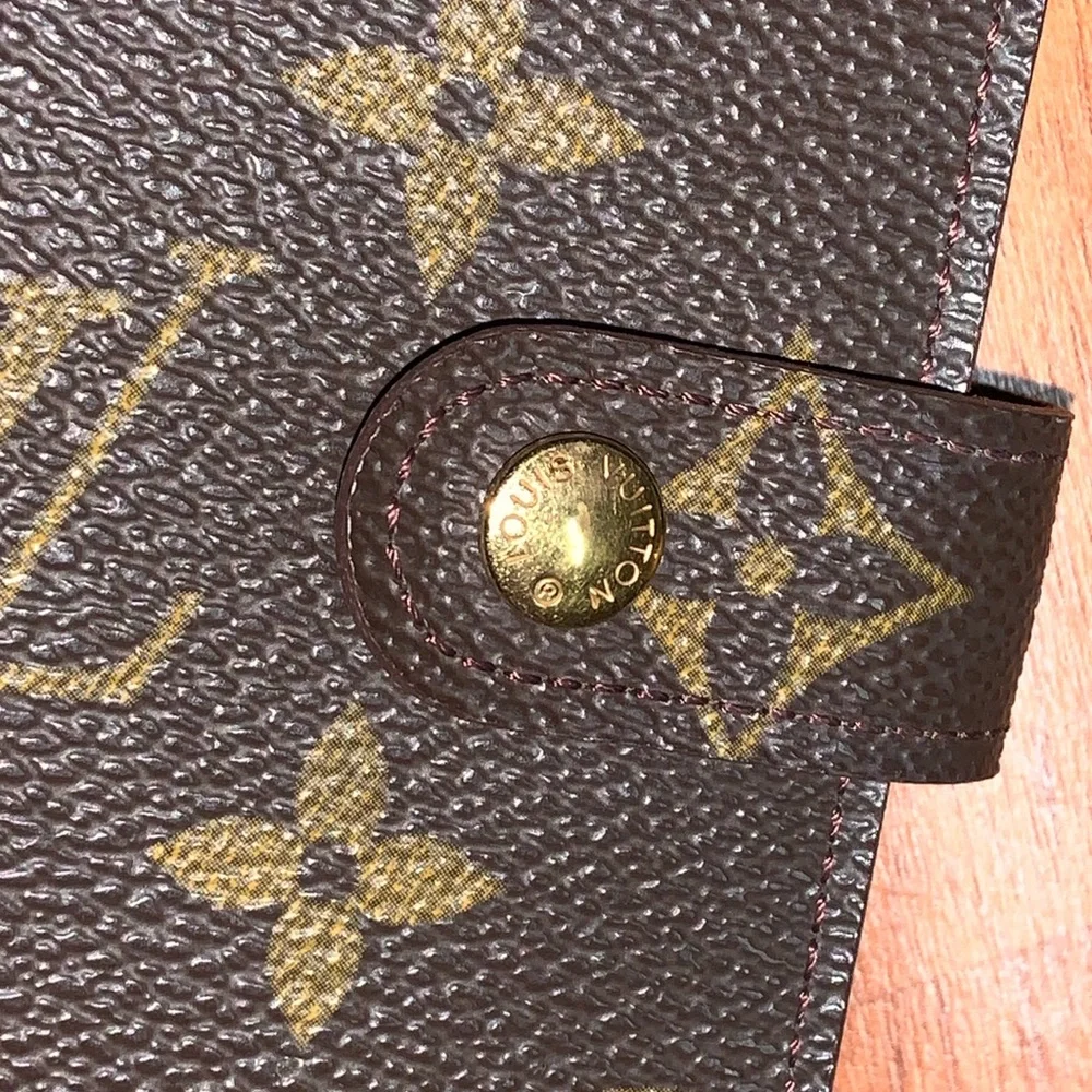 Authentic Louis Vuitton Small Ring Agenda Cover